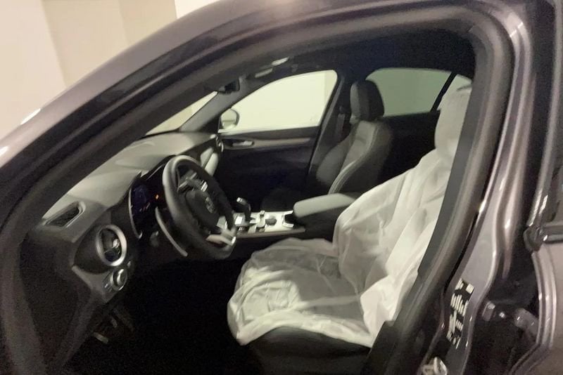 Alfa Romeo Stelvio  Stelvio 2.2 Turbodiesel 210 CV AT8 Q4 Veloce