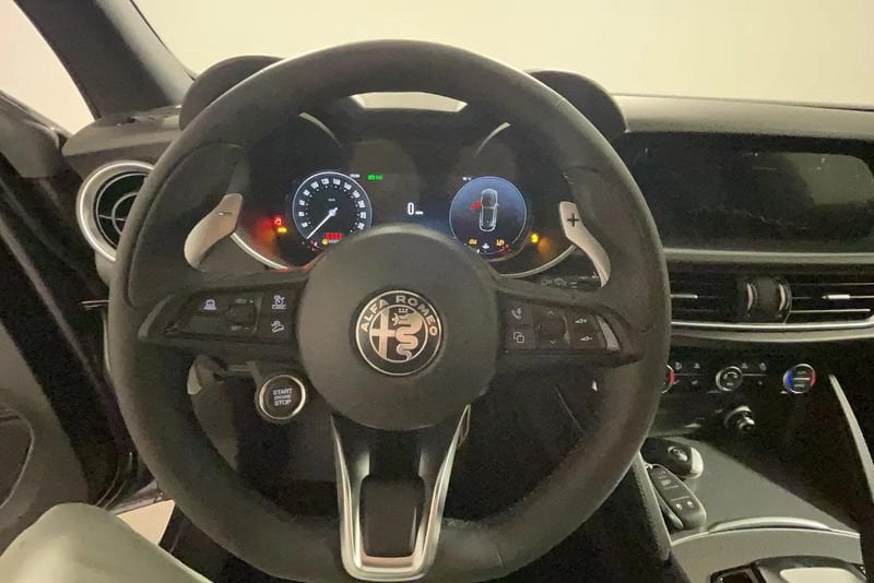 Alfa Romeo Stelvio  Stelvio 2.2 Turbodiesel 210 CV AT8 Q4 Veloce