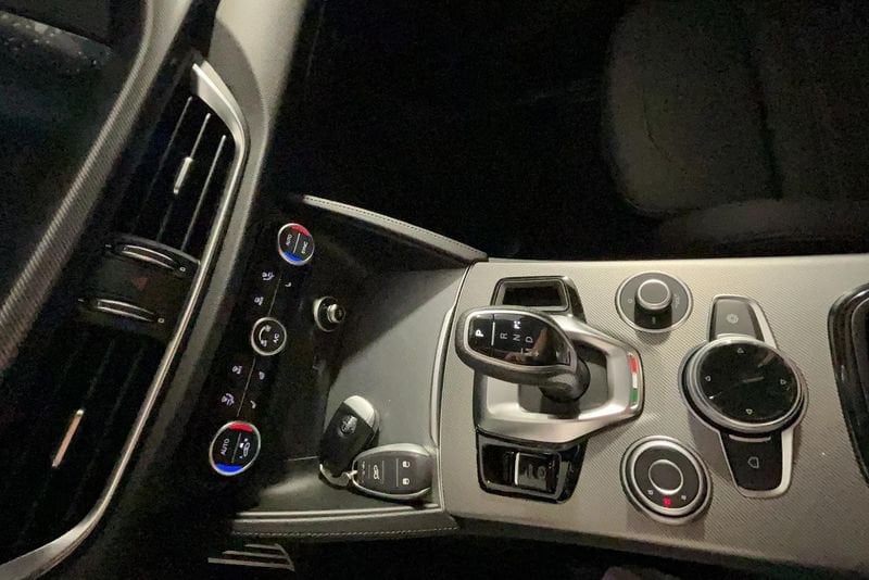 Alfa Romeo Stelvio  Stelvio 2.2 Turbodiesel 210 CV AT8 Q4 Veloce