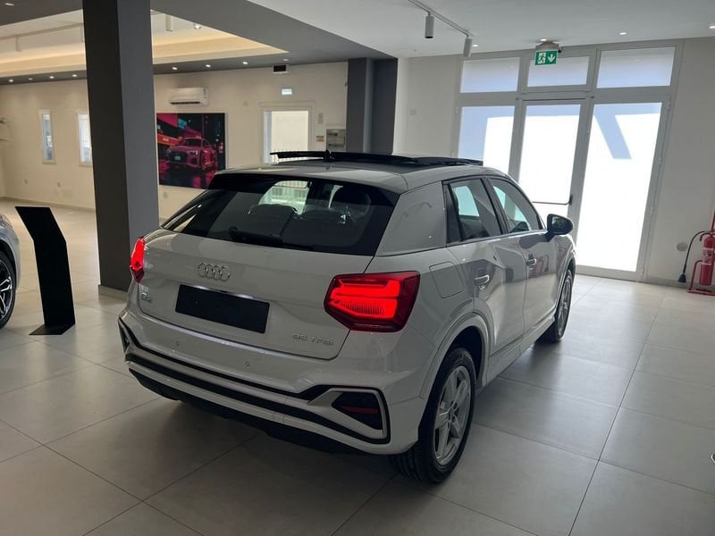 Audi Q2  1.5 35 TFSI S LINE EDITION S TRONIC