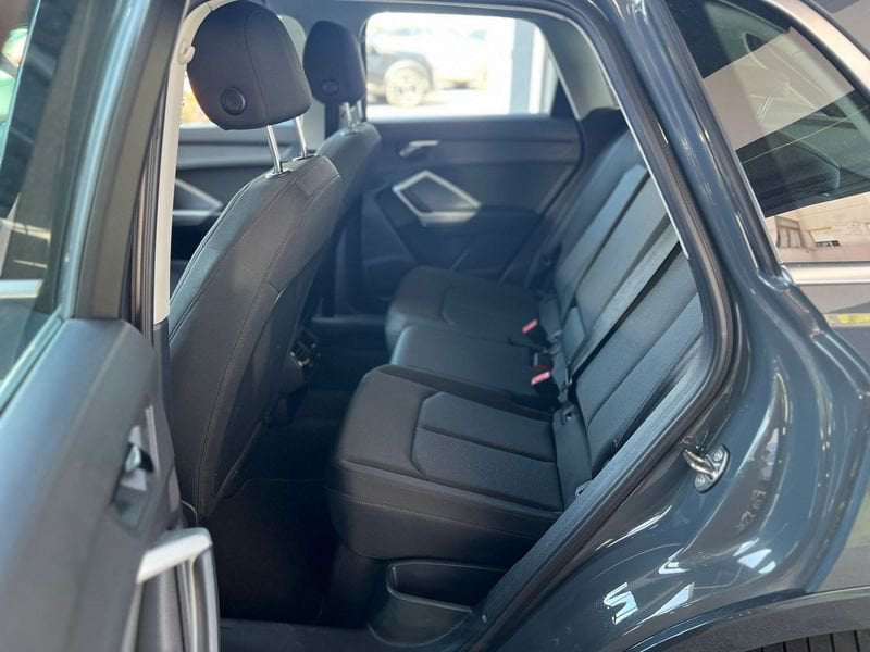 Audi Q3  1.5 35 TFSI Business Advance S Tronic