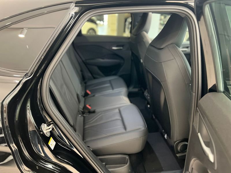 Audi   TDI 110 kW S tronic S Line Edition