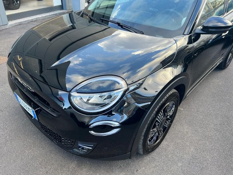 Fiat 600  1.2 Hybrid 145cv DCT MHEV Icon