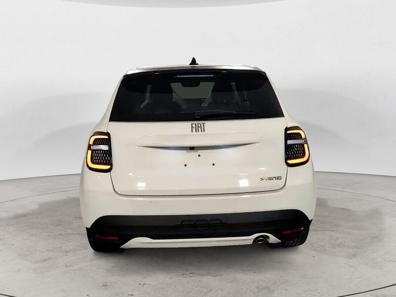 Fiat 600  600 Hybrid 110 CV DCT MHEV La Prima