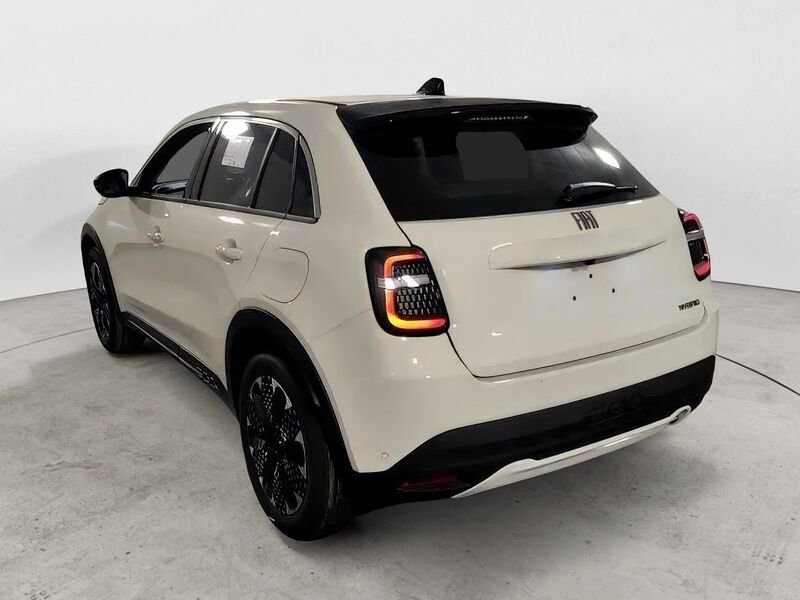 Fiat 600  600 Hybrid 110 CV DCT MHEV La Prima