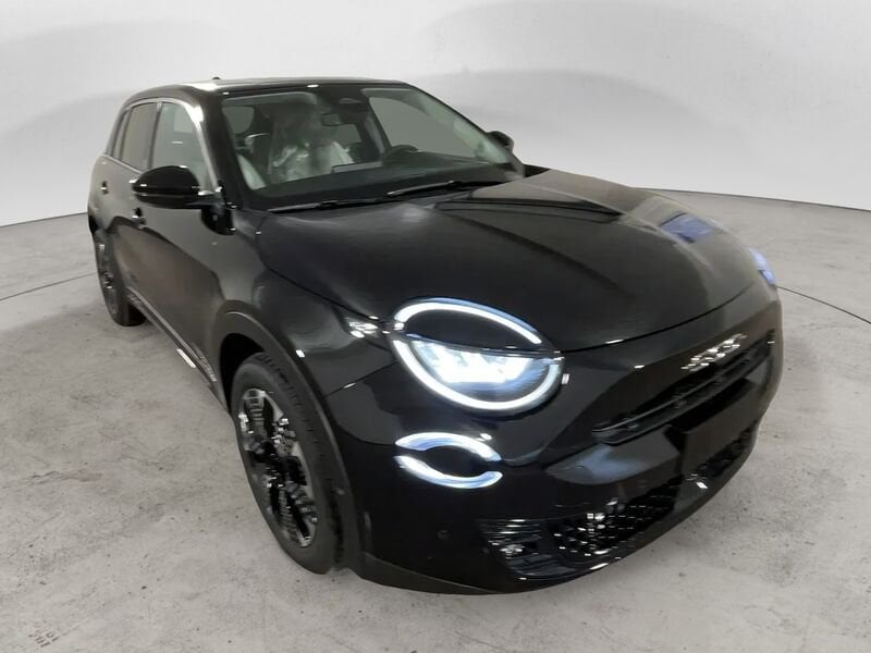 Fiat 600  600 Hybrid 110 CV DCT MHEV La Prima
