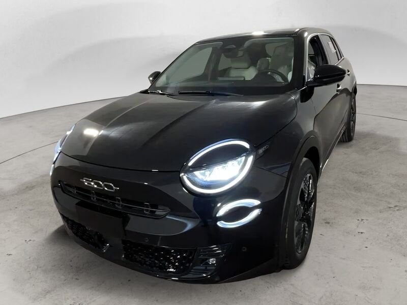 Fiat 600  600 Hybrid 110 CV DCT MHEV La Prima