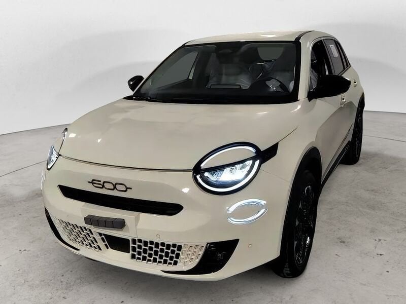 Fiat 600  600 Hybrid 110 CV DCT MHEV La Prima