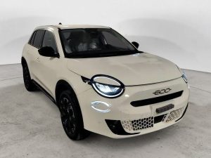 Fiat 600  600 Hybrid 110 CV DCT MHEV La Prima