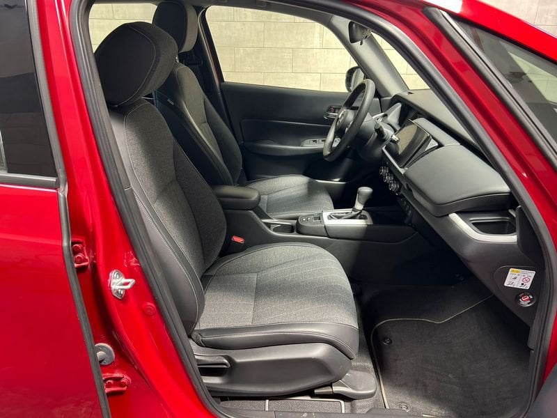 Honda   1.5 Elegance eCVT