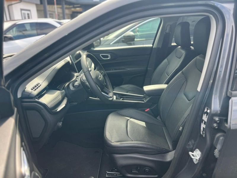Jeep   1.5 Turbo MHEV T4 96kW Summit DDCT