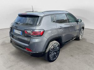 Jeep   1.5 Turbo MHEV T4 96kW Summit DDCT