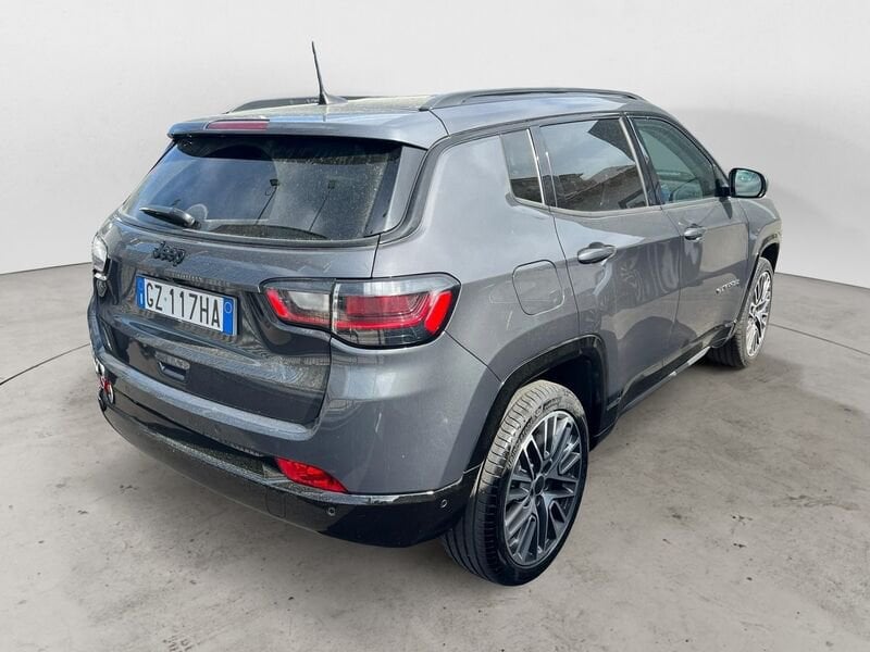 Jeep   1.5 Turbo MHEV T4 96kW Summit DDCT