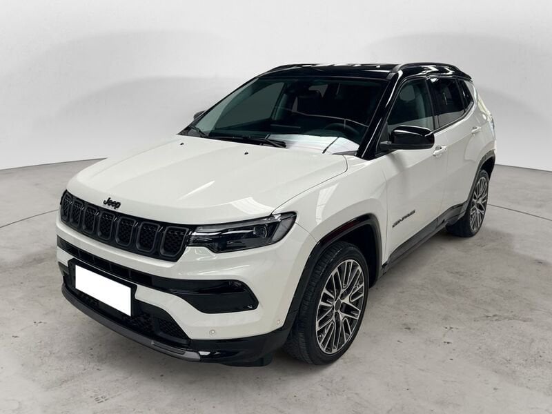 Jeep   1.5 Turbo MHEV T4 96kW Summit DDCT