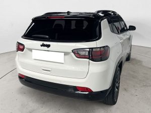 Jeep   1.5 Turbo MHEV T4 96kW Summit DDCT