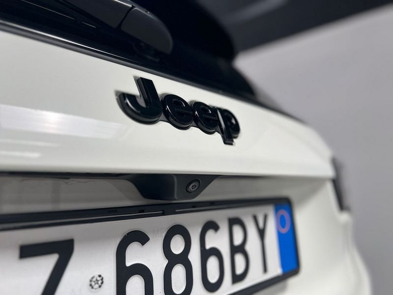 Jeep   1.5 Turbo MHEV T4 96kW Summit DDCT