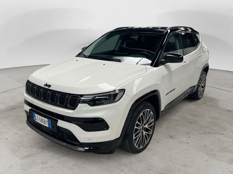 Jeep   1.5 Turbo MHEV T4 96kW Summit DDCT