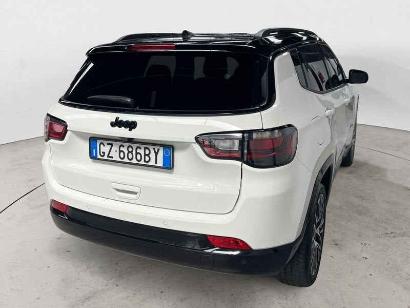 Jeep   1.5 Turbo MHEV T4 96kW Summit DDCT