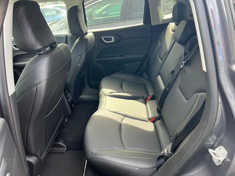 Jeep   1.5 Turbo MHEV T4 96kW Summit DDCT