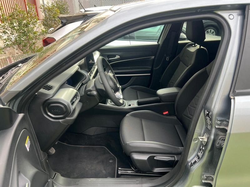 Jeep Avenger  1.2 Turbo Summit