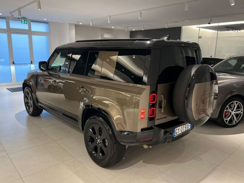 Land Rover Defender  Defender 110 3.0D I6 200 CV AWD Auto X-Dynamic SE