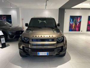 Land Rover Defender  Defender 110 3.0D I6 200 CV AWD Auto X-Dynamic SE