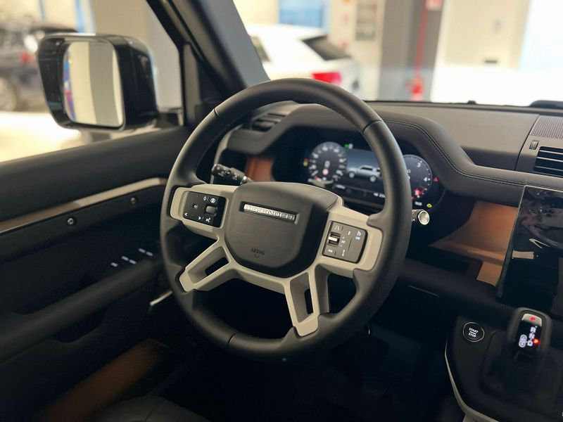 Land Rover Defender  Defender 110 3.0D I6 200 CV AWD Auto X-Dynamic SE
