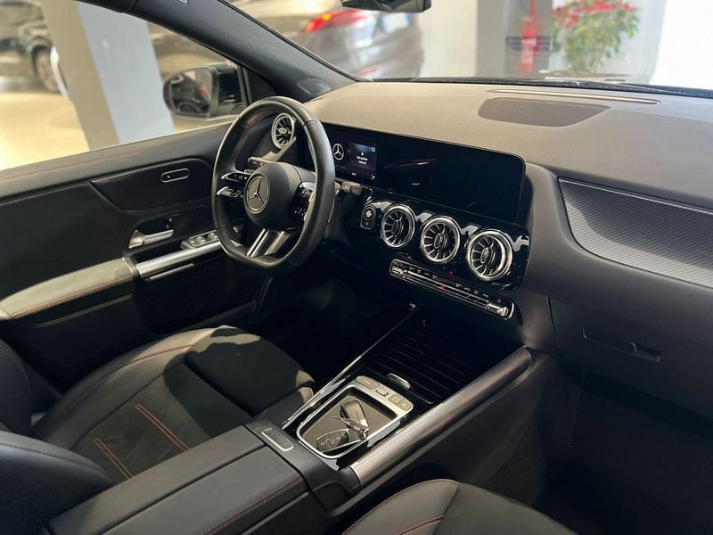 Mercedes-Benz   GLA 200 d Automatic AMG Line Advanced Plus