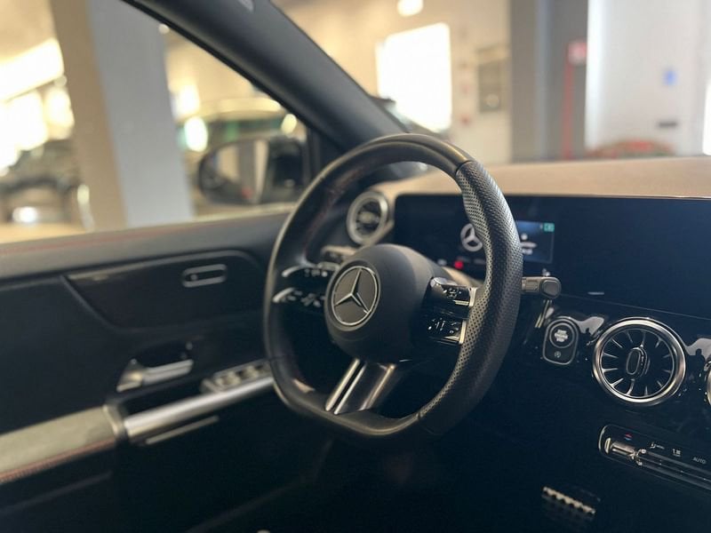Mercedes-Benz   GLA 200 d Automatic AMG Line Advanced Plus