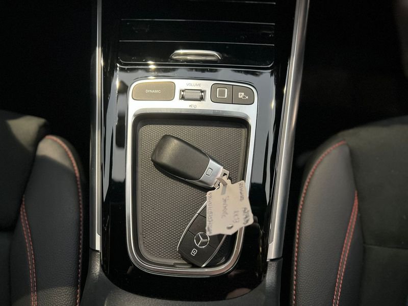 Mercedes-Benz   GLA 200 d Automatic AMG Line Advanced Plus