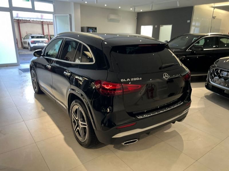 Mercedes-Benz   GLA 200 d Automatic AMG Line Advanced Plus