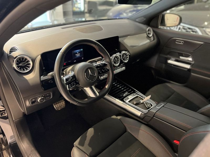 Mercedes-Benz   GLA 200 d Automatic AMG Line Advanced Plus