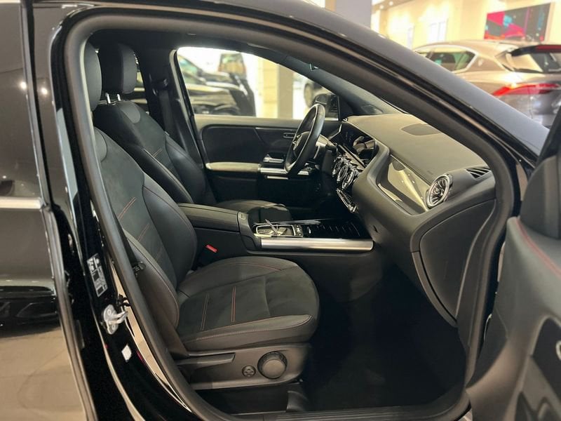Mercedes-Benz   GLA 200 d Automatic AMG Line Advanced Plus