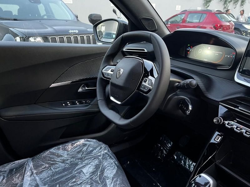 Peugeot 2008  2008 PureTech 100 S&S Allure