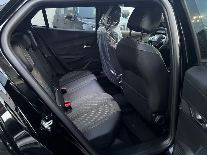 Peugeot 2008  2008 PureTech 100 S&S Allure