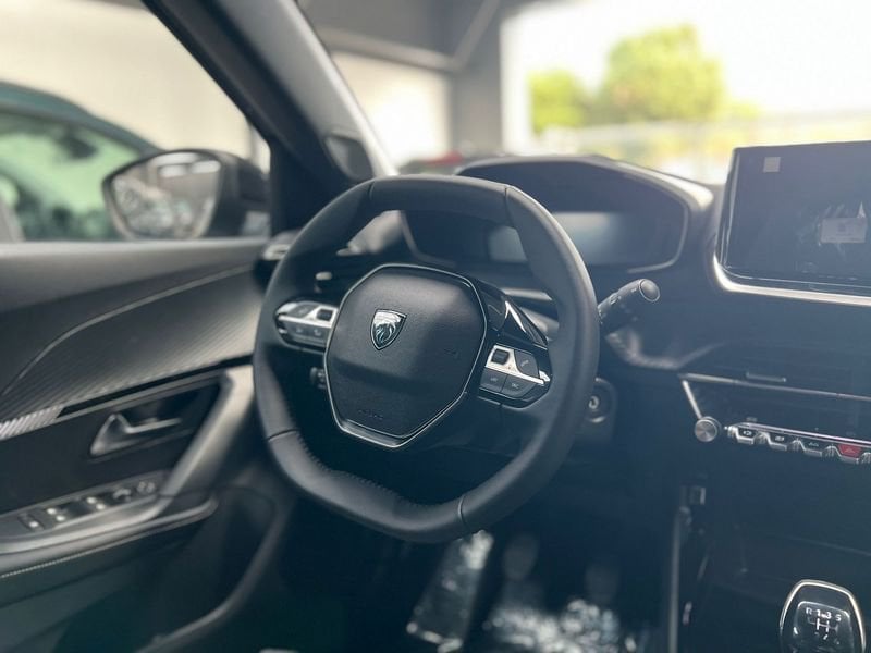 Peugeot 2008  2008 PureTech 100 S&S Allure