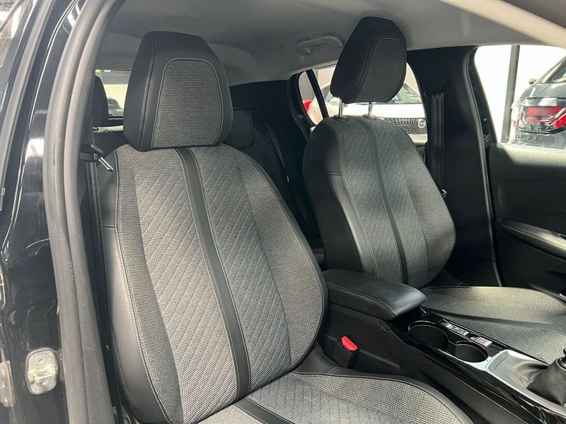 Peugeot 208  208 PureTech 100 Stop&Start 5 porte Allure