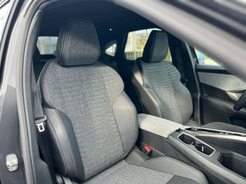 Peugeot 3008  3008 Hybrid 145 e-DCS6 Allure