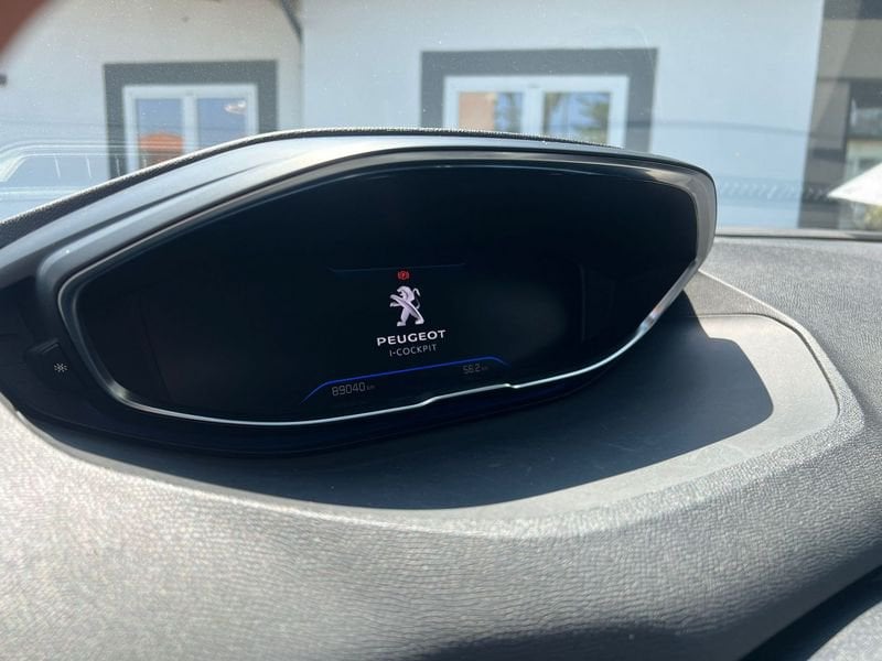 Peugeot 3008  BlueHDI 130 EAT8 S&S Allure Pack