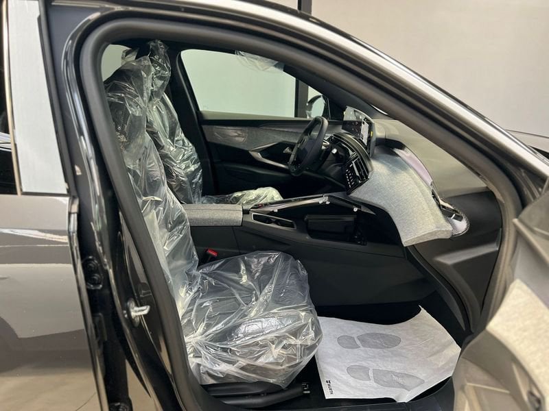 Peugeot 3008  Hybrid 145 GT e-DCS 6