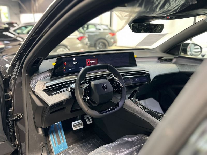 Peugeot 3008  Hybrid 145 GT e-DCS 6