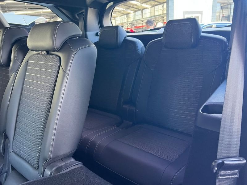 Peugeot 5008  Hybrid 145 e-DCS6 GT