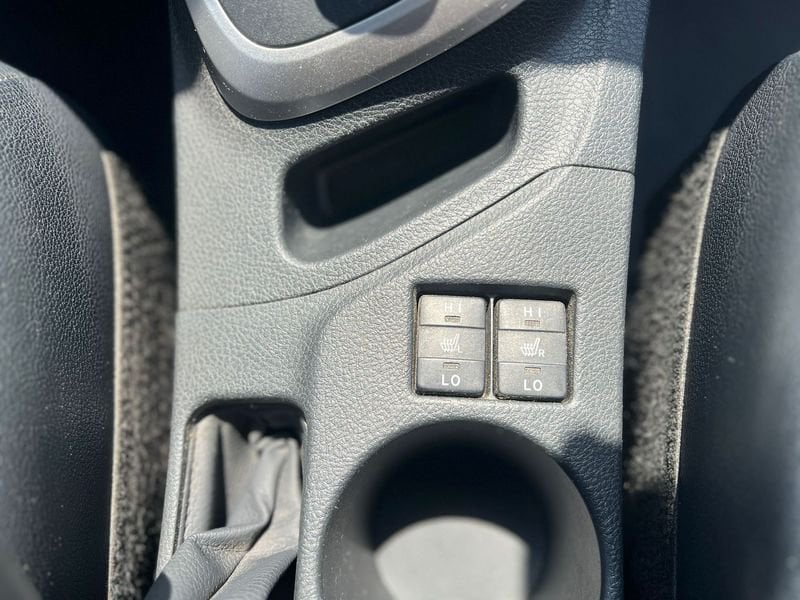 Toyota Auris  Hybrid Lounge