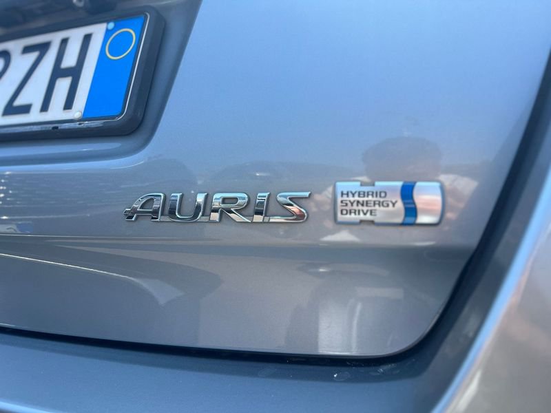 Toyota Auris  Hybrid Lounge