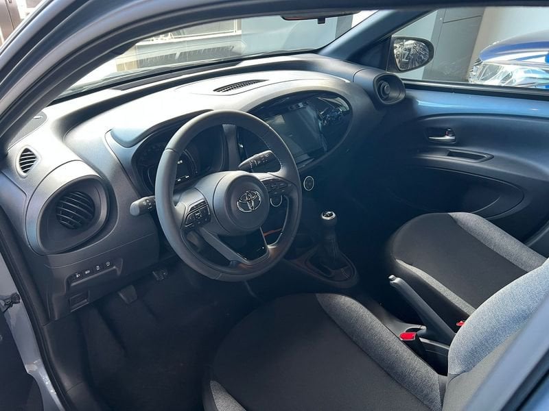 Toyota Aygo X  Aygo X 1.0 VVT-i 72 CV 5 porte Active