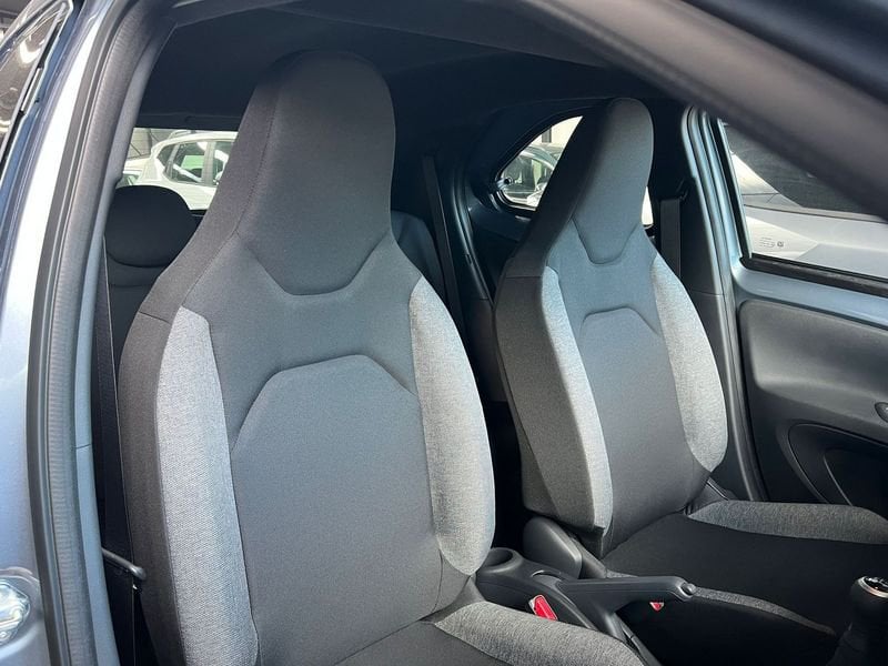 Toyota Aygo X  Aygo X 1.0 VVT-i 72 CV 5 porte Active