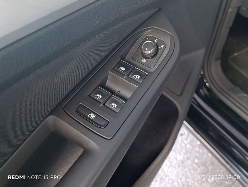 Volkswagen Golf  1.0 eTSI EVO DSG Life