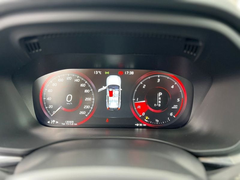 Volvo XC60  D4 Geartr. R-Design