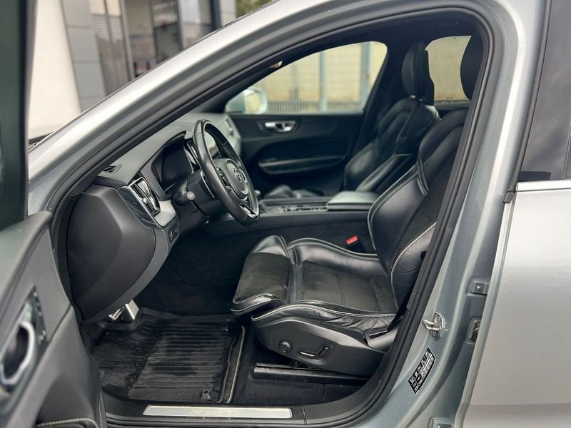 Volvo XC60  D4 Geartr. R-Design