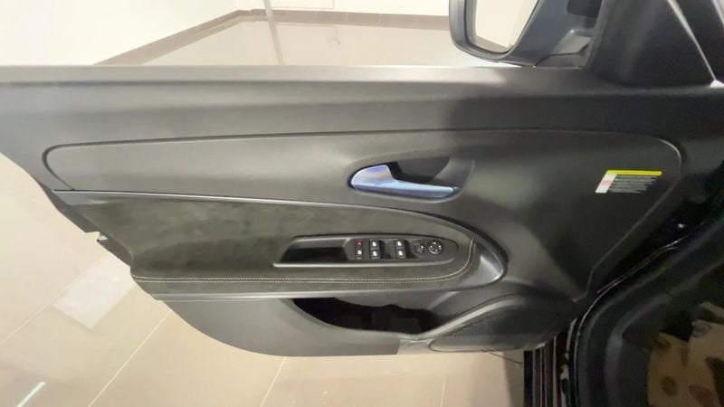 Alfa Romeo   1.2 eDCT6 ibrida Sport Speciale